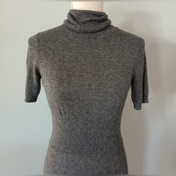 Cynthia Rowley Cashmere Blend Short Sleeve Turtleneck Sweater Dress - Picture 2 of 8